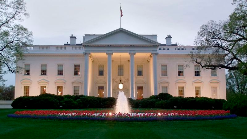 Critics say that out of respect for low-income Americans, Obama could at least turn off his front-lawn fountain.